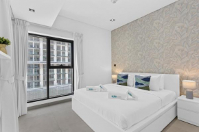 Stunningly furnished and spacious apartment in JVC